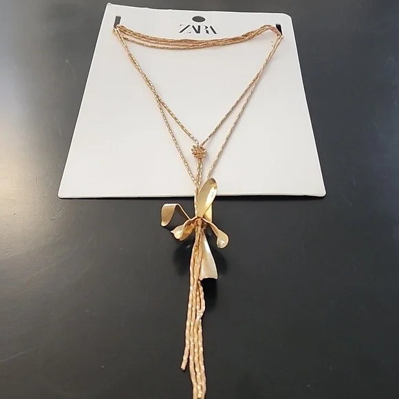 Elegant Gold Necklace by Zara - Picture 5 of 11